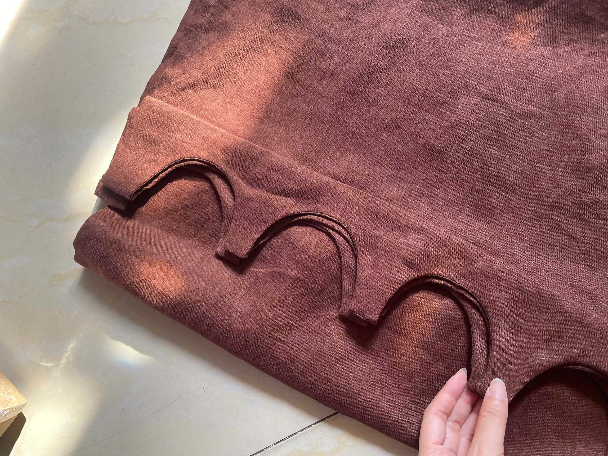Customized linen cafe curtain 1 Panel Linen Sabby Chic Curtains Scalloped Tab Top Semi-Sheer Linen French Cafe Curtain